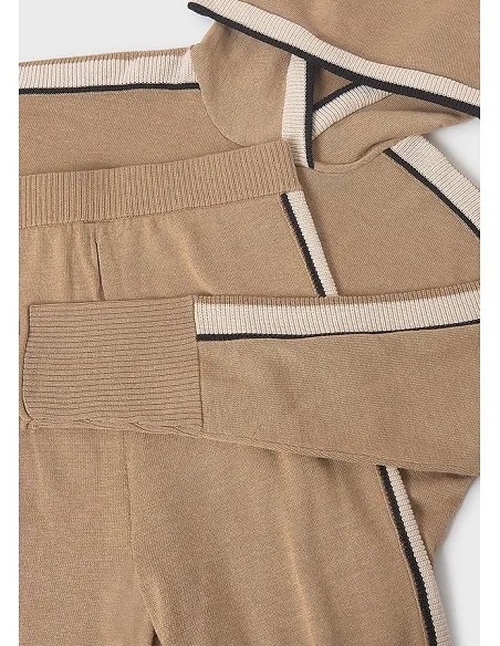 Con. pantalon tricot capucha - Camel vig  | MAYORAL