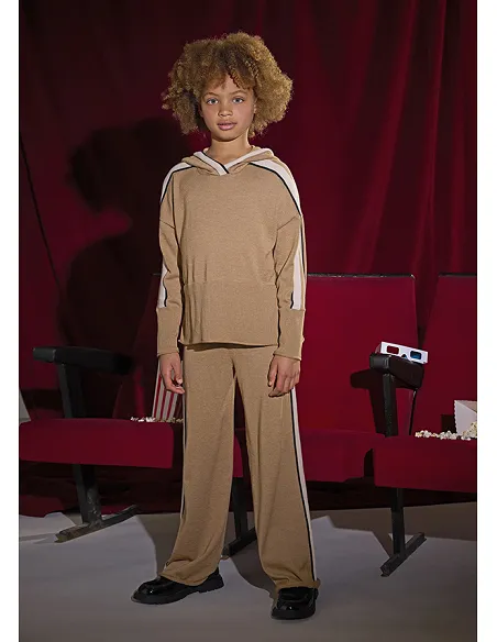 Con. pantalon tricot capucha - Camel vig  | MAYORAL