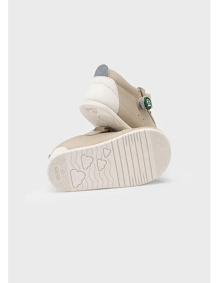 Deportiva respetuosa - Arena     