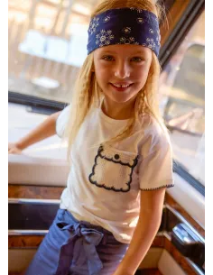 Camiseta m/c aplique - Crudo     